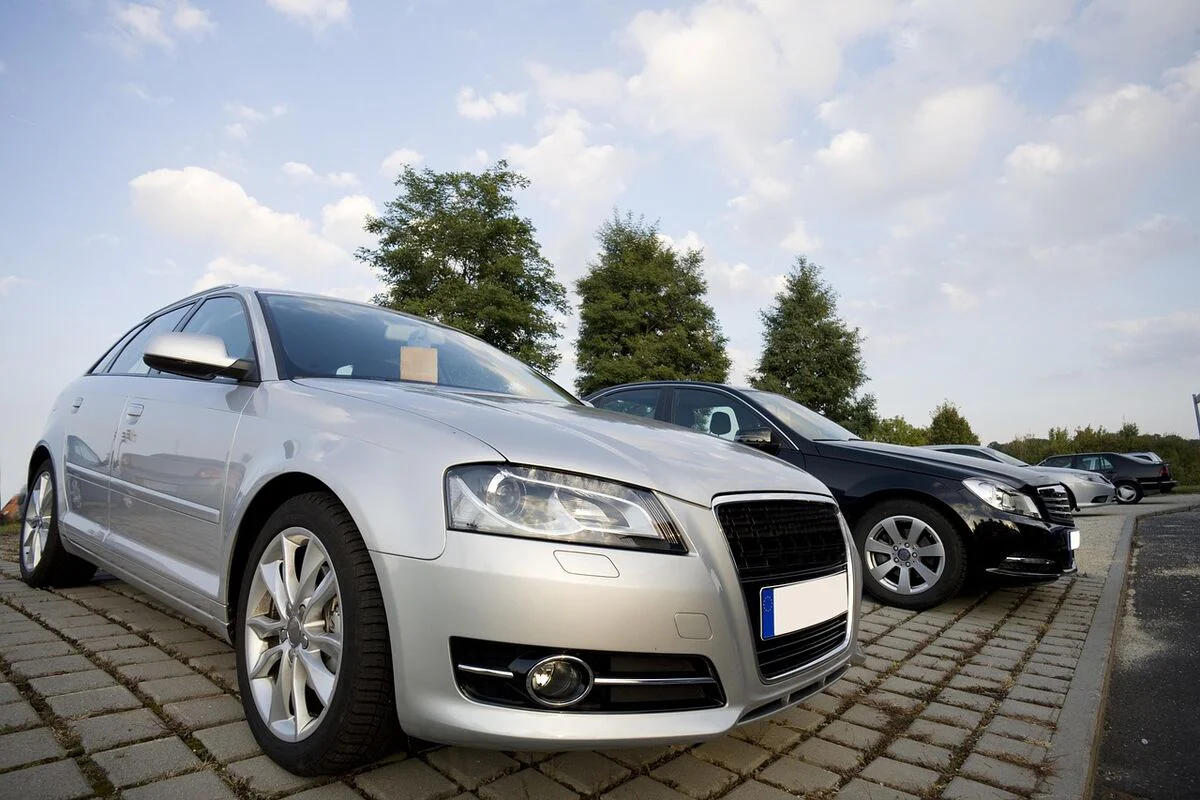 How a Grand Rapids Auto Dealership Elevated Employee Health Coverage